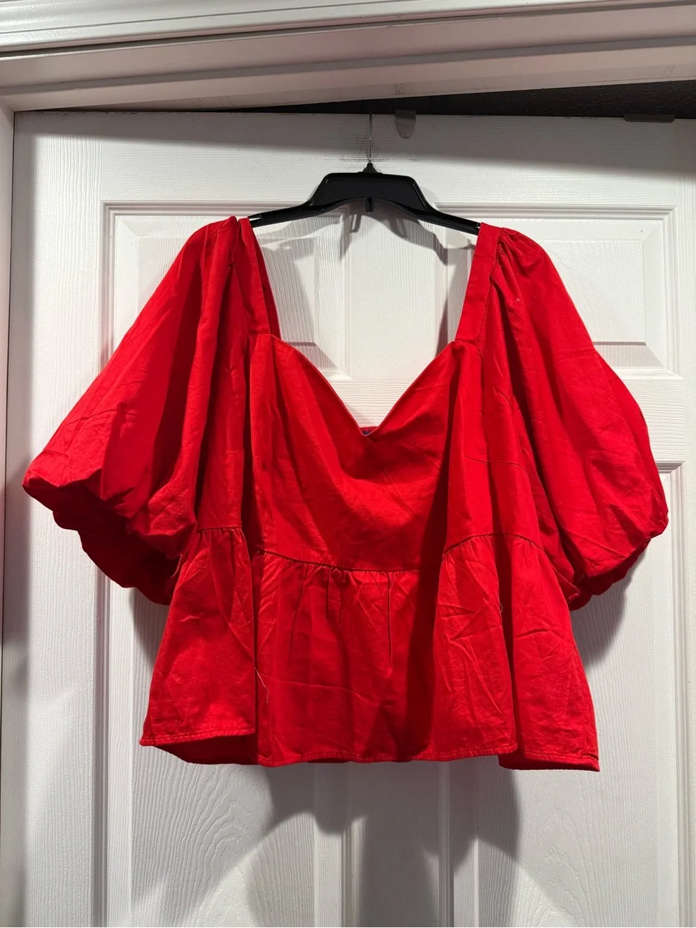 Old Navy Bright Red Puff Sleeve Peplum Top. Size 3x NWOT